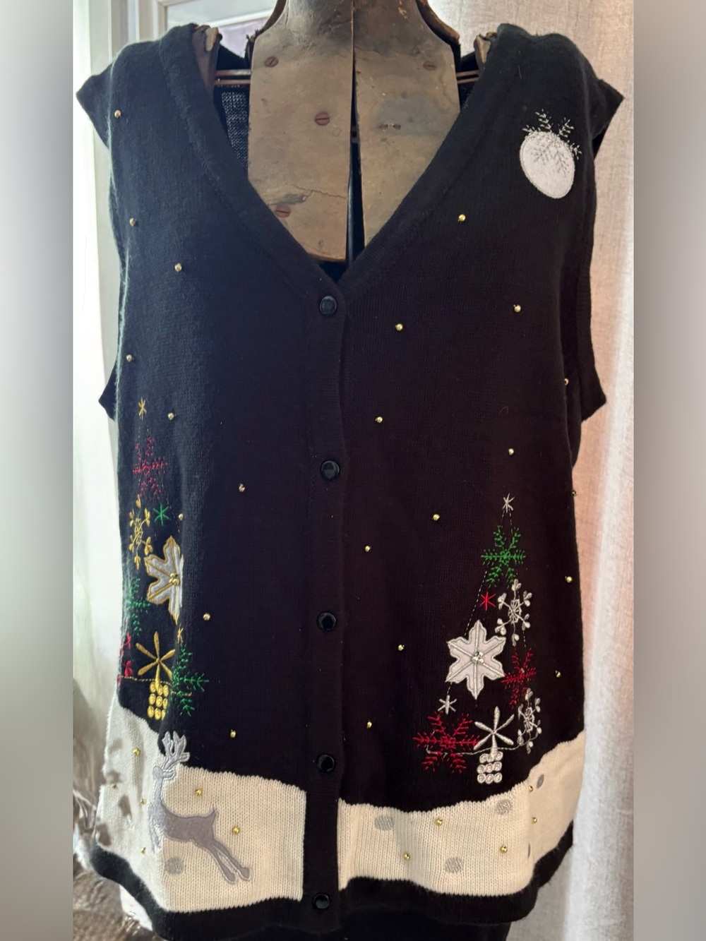 Christmas Sweater Vest XXL 2XL Reindeer Snowflake Black Ivory Embellished